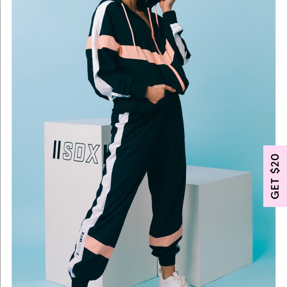 Sarah’s Day Tracksuit, NWT